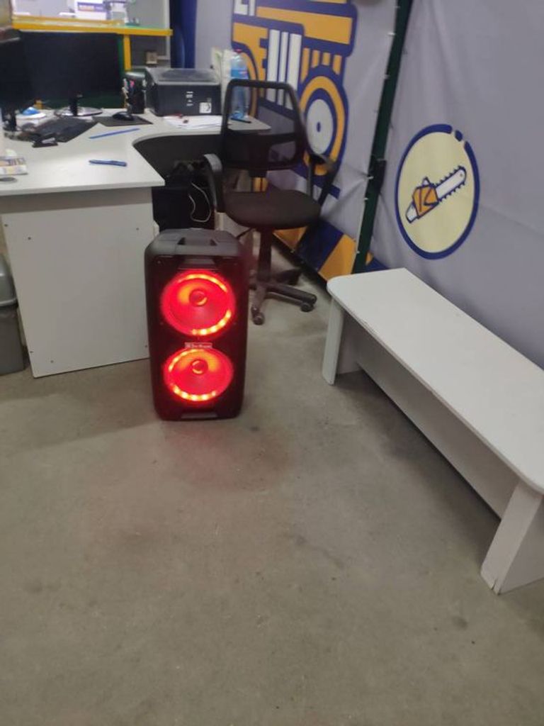 Дешево  SU-KAM PARTYBOX-1010  з ломбарду