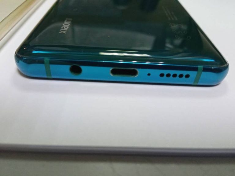 Розпродаж Xiaomi Mi Note 10 6/128GB Green, продавець Техноскарб