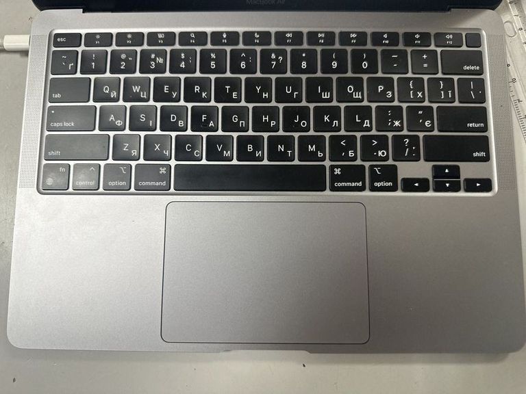 Оголошення Apple MacBook Air 13'' Late 2020 Б/У