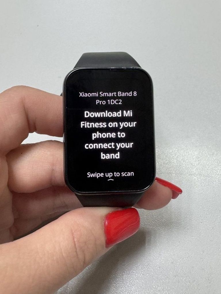 Оголошення Xiaomi Smart Band 8 Pro Black (BHR8017GL) Б/У