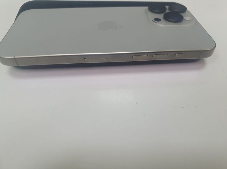 Розпродаж Apple iphone 15 pro max 1tb, продавець Техноскарб