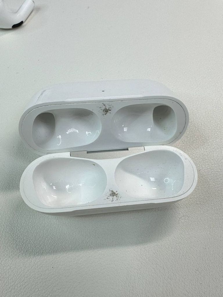Apple airpods pro 2nd generation with magsafe charging case usb-c Код:01-200763610. Зображення 7