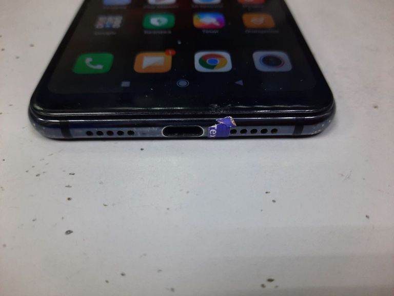 Оголошення Xiaomi mi 8 lite 4/64gb Б/У