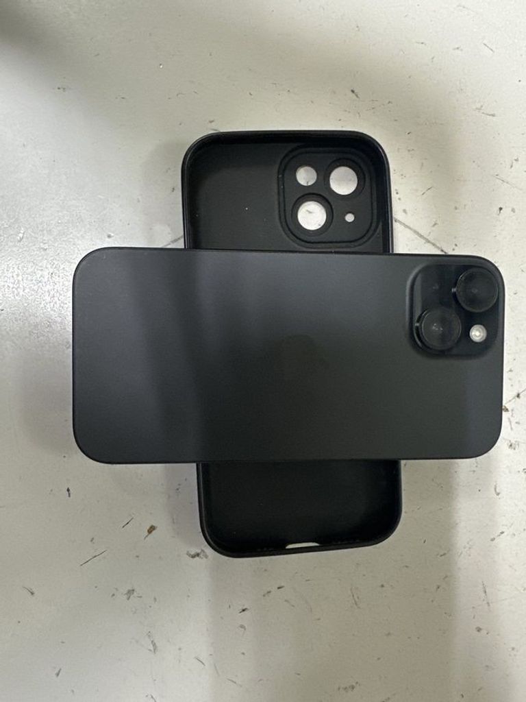 Купить Apple iphone 15 128gb Б/У