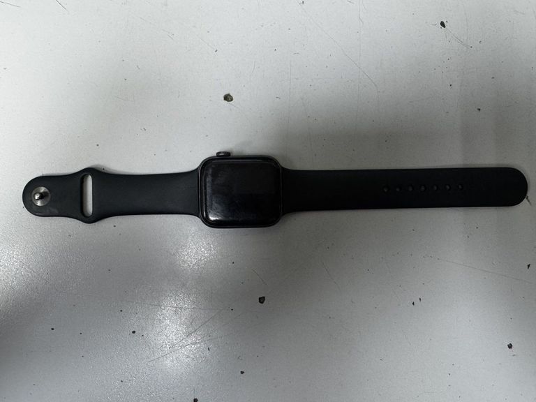 Купити Apple watch se gps 44mm aluminum case a2352 Б/У