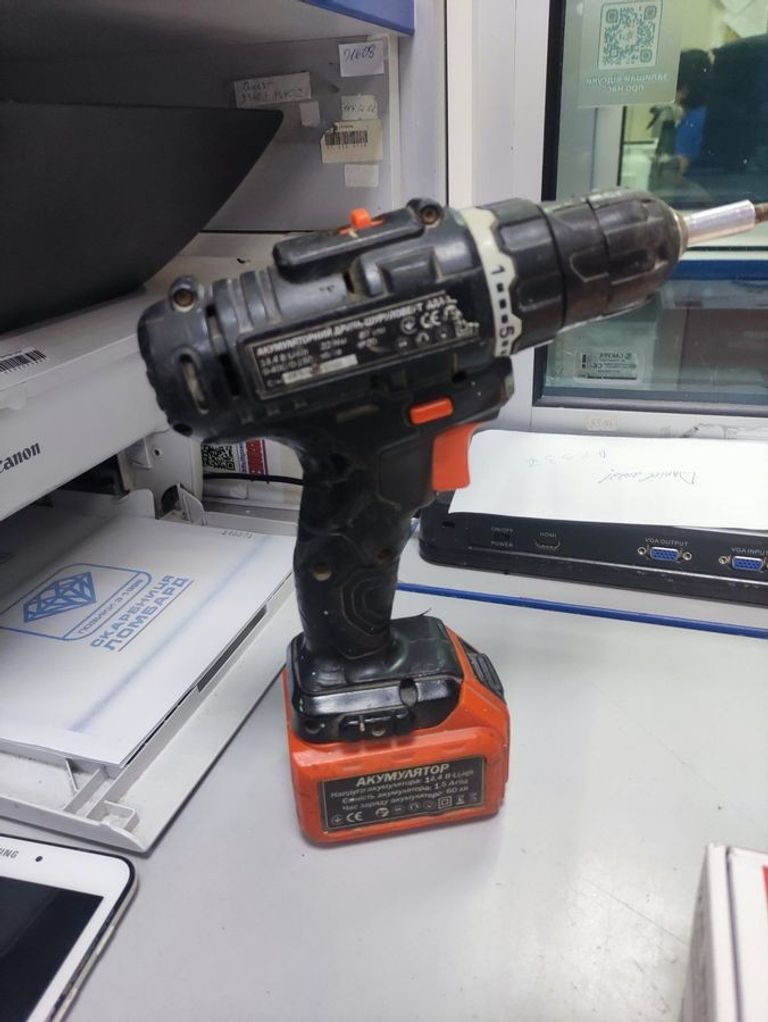 Оголошення Dnipro-M адл-18,0 li Б/У