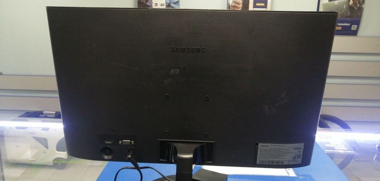 Оголошення Samsung s22f350fhi Б/У