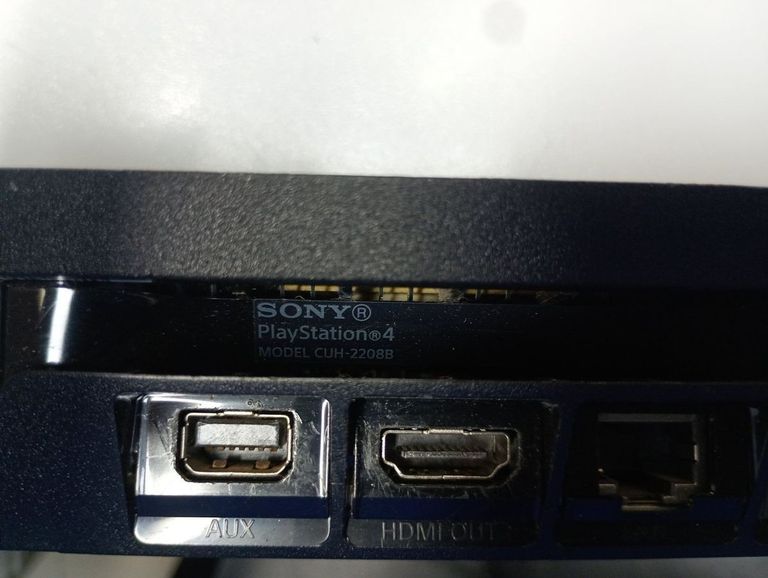 Дешево  Sony PlayStation 4 Slim 1TB Black з ломбарду