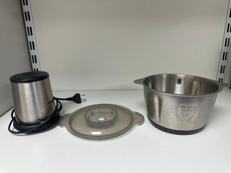 Дешево Подрібнювач GRANT GR-4822 з ломбарду