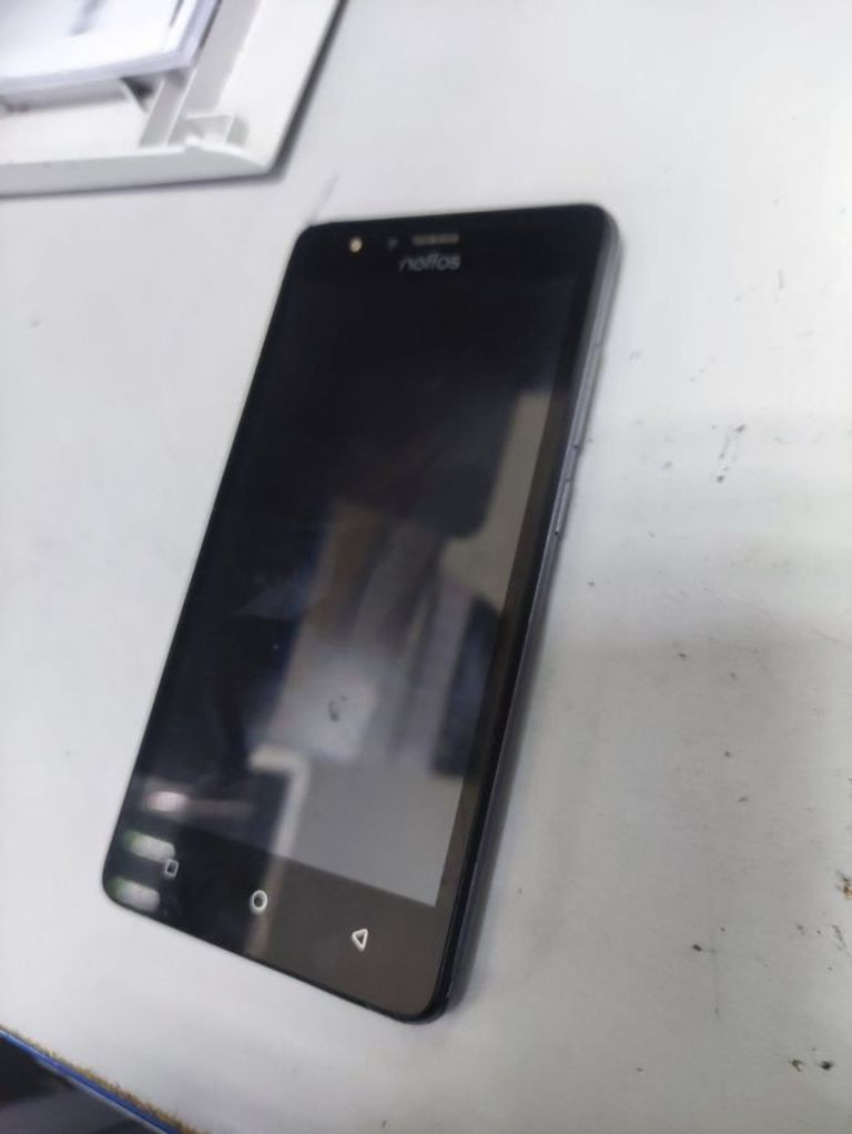 Оголошення Tp-Link neffos c5 plus tp7031a 1/8gb Б/У