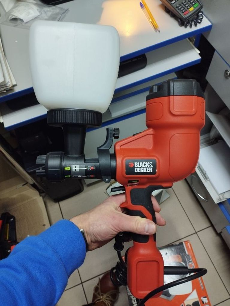 Купити Black&Decker hvlp200 Б/У