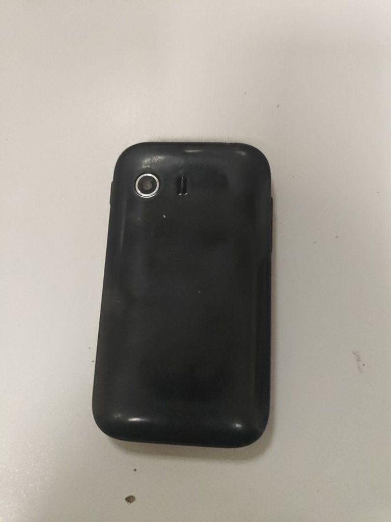 Дешево Samsung GT-S5611 з ломбарду