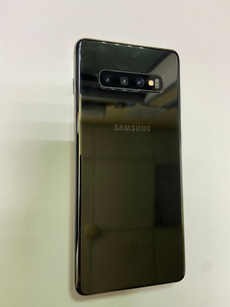Дешево Samsung galaxy s10+ 8/128gb з ломбарду
