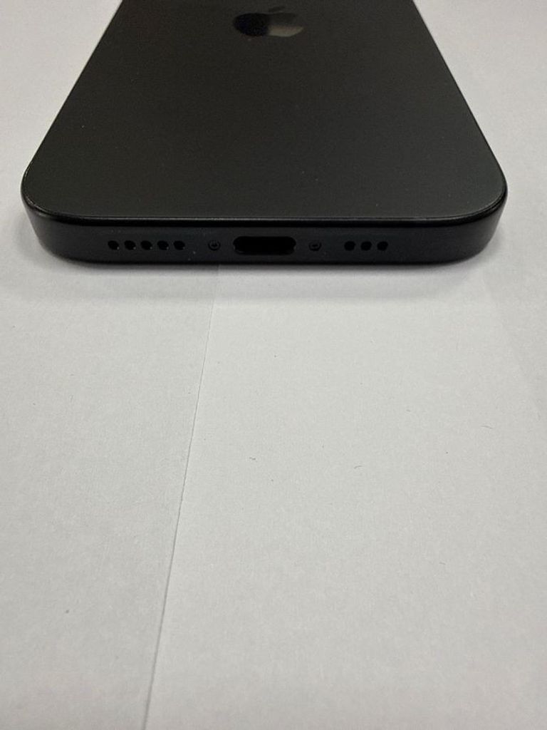 Apple iPhone 15 128GB Green Код:01-200833484. Зображення 6