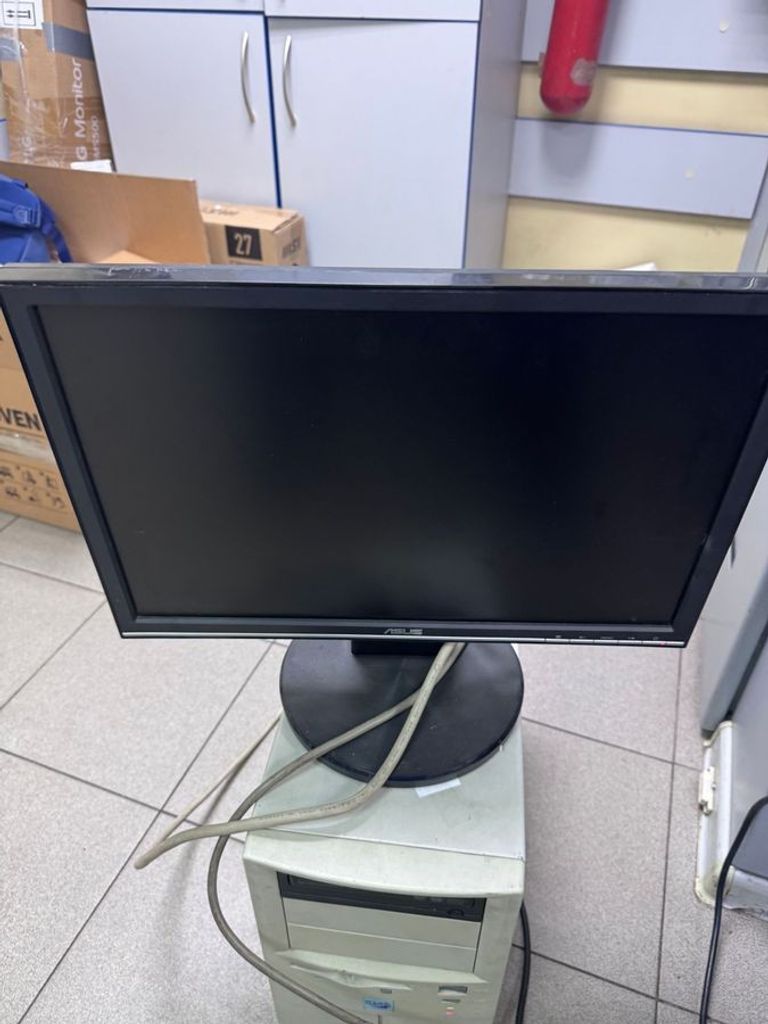 Купить Asus vw 195 Б/У