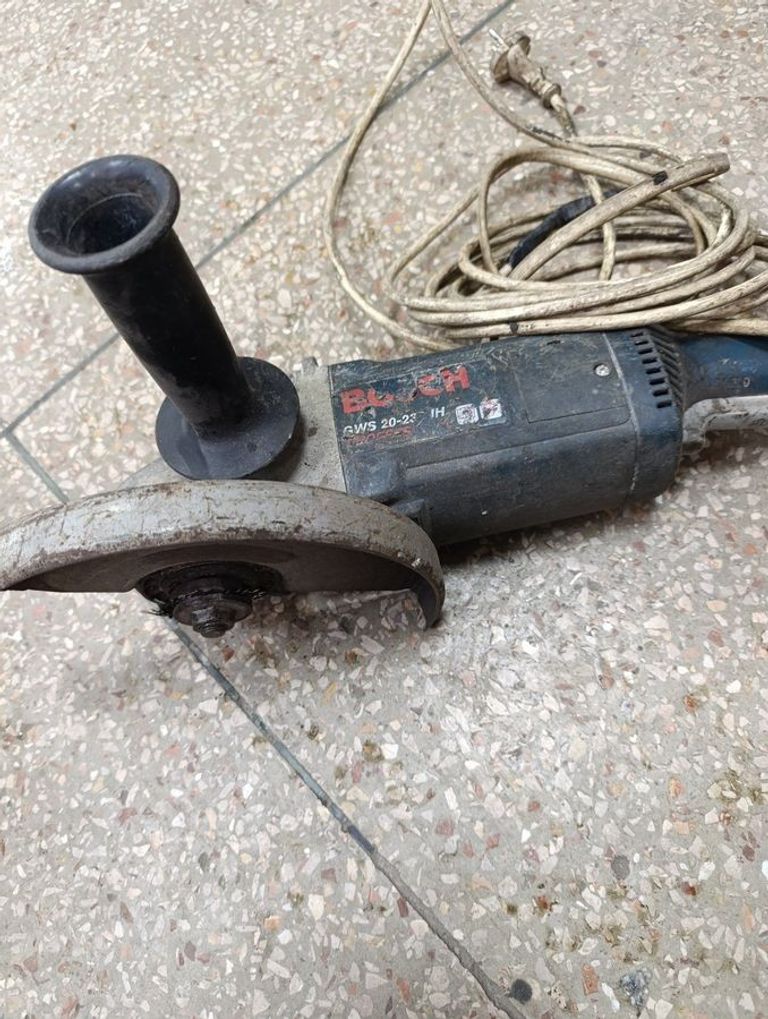 Купить Bosch GWS 20-230 JH Б/У