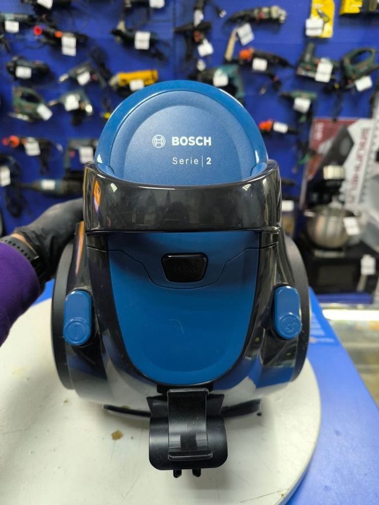 Купити Bosch Serie 2 BGS05A220 Б/У