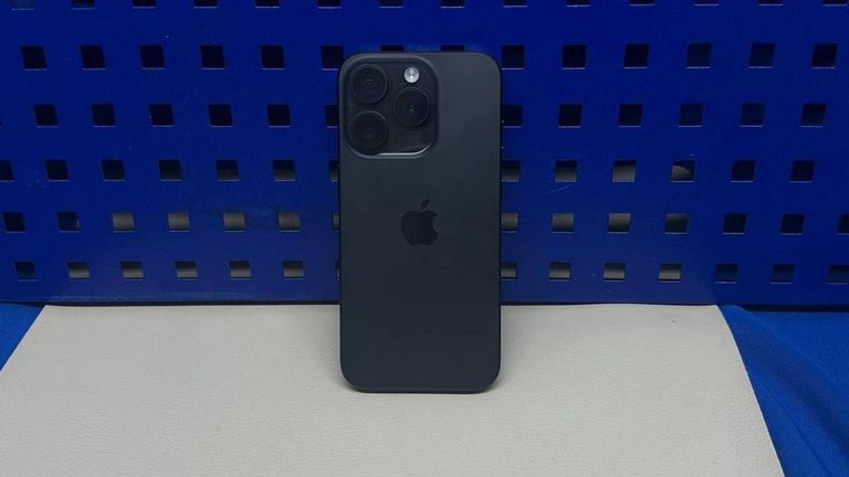 Apple iphone 15 pro 512gb Код:01-200854894. Зображення 9