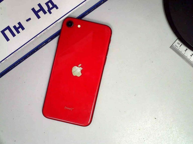 Дешиво Apple iPhone SE 2020 128GB Black Slim Box (MHGT3) с ломбарда