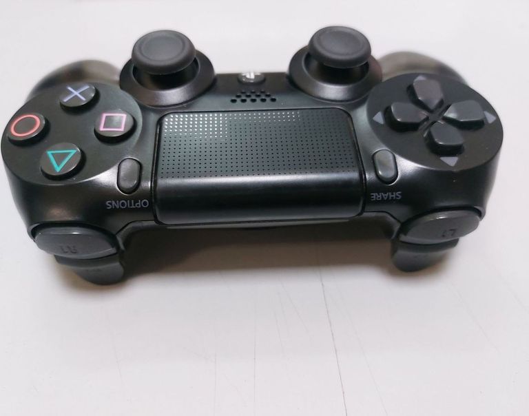 Оголошення Sony dualshock 4 v2 Б/У