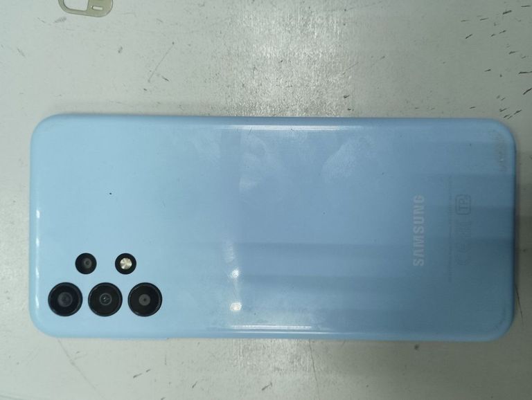 Дешево Samsung galaxy a13 3/32gb з ломбарду
