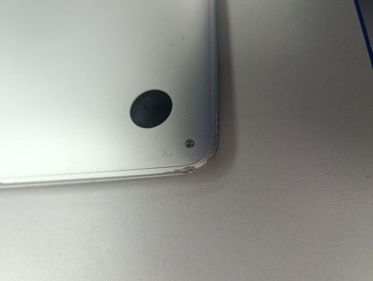 Распродажа Apple macbook air 2015 a1466 13,3" core i5 1,6ghz/ram8gb/ssd128gb/intel hd graphics 6000, продавец Техноскарб