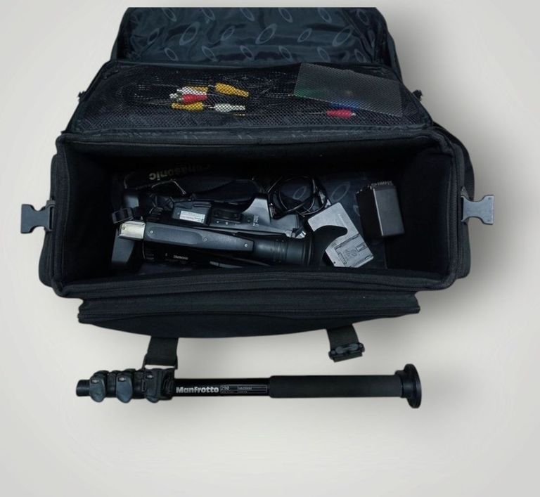 Дешево Panasonic ag-hmc41eu з ломбарду