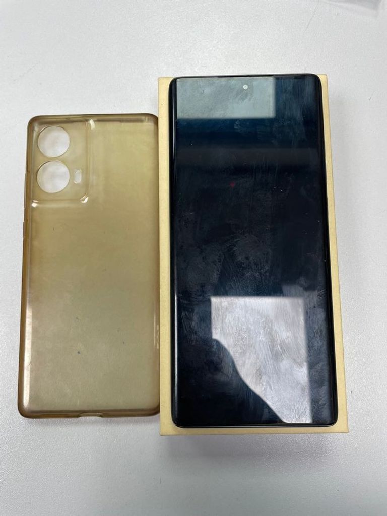 Дешево Motorola moto g85 8/256gb з ломбарду