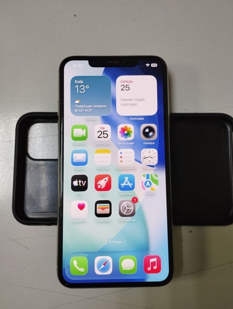 Купити Apple iphone 11 pro max 64gb Б/У