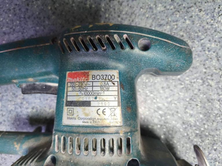 Дешево Makita bo3700 з ломбарду