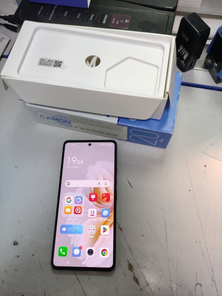 Купити Tecno camon 20 pro Б/У