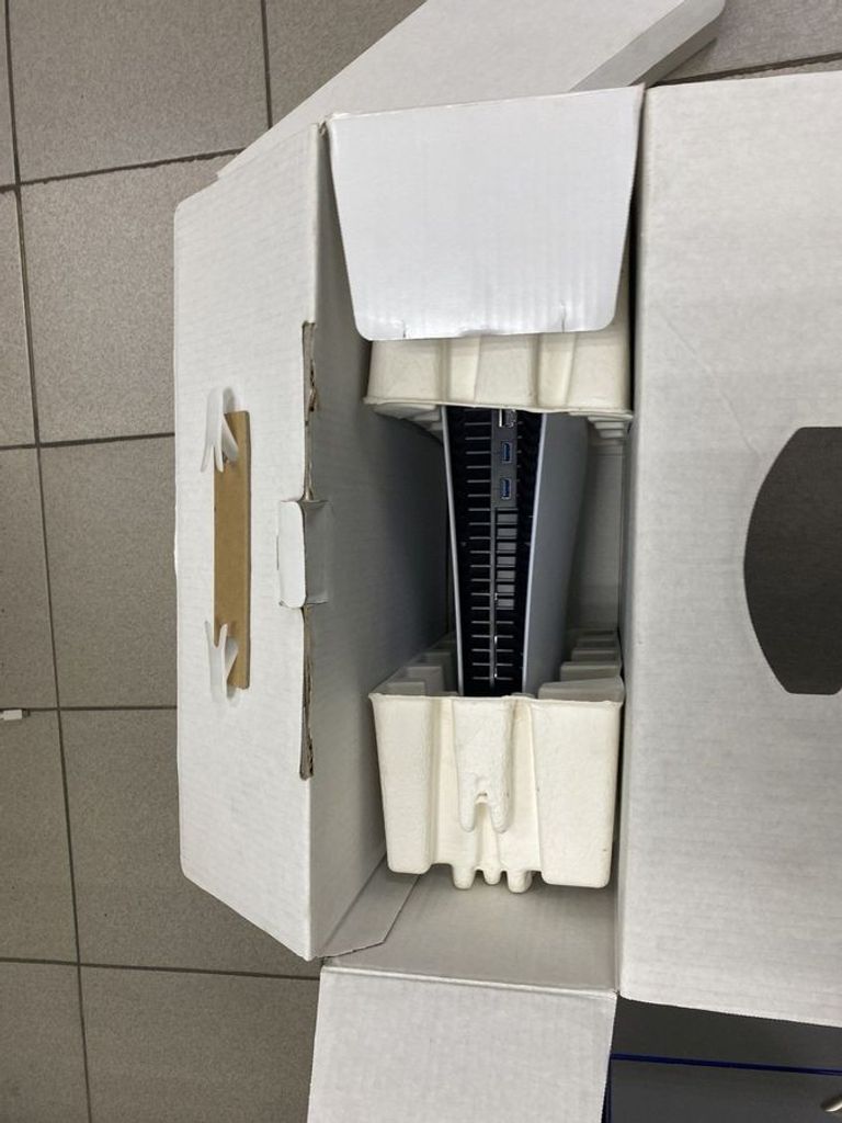 Купить Sony PlayStation 5 825GB Б/У