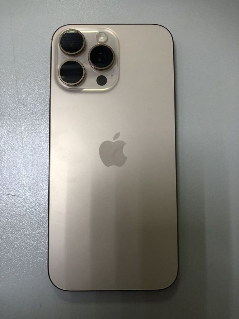 Дешево Apple iphone 16 pro max 512gb з ломбарду