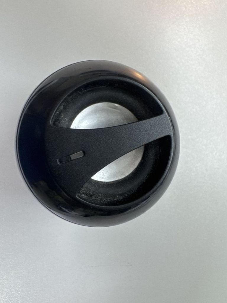 Дешево Nomi BT 111N з ломбарду