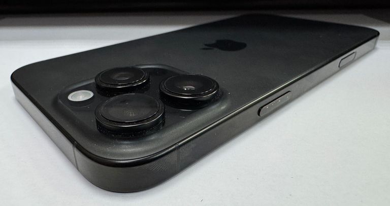 Apple iphone 16 pro max 256gb Код:01-200913837. Зображення 7