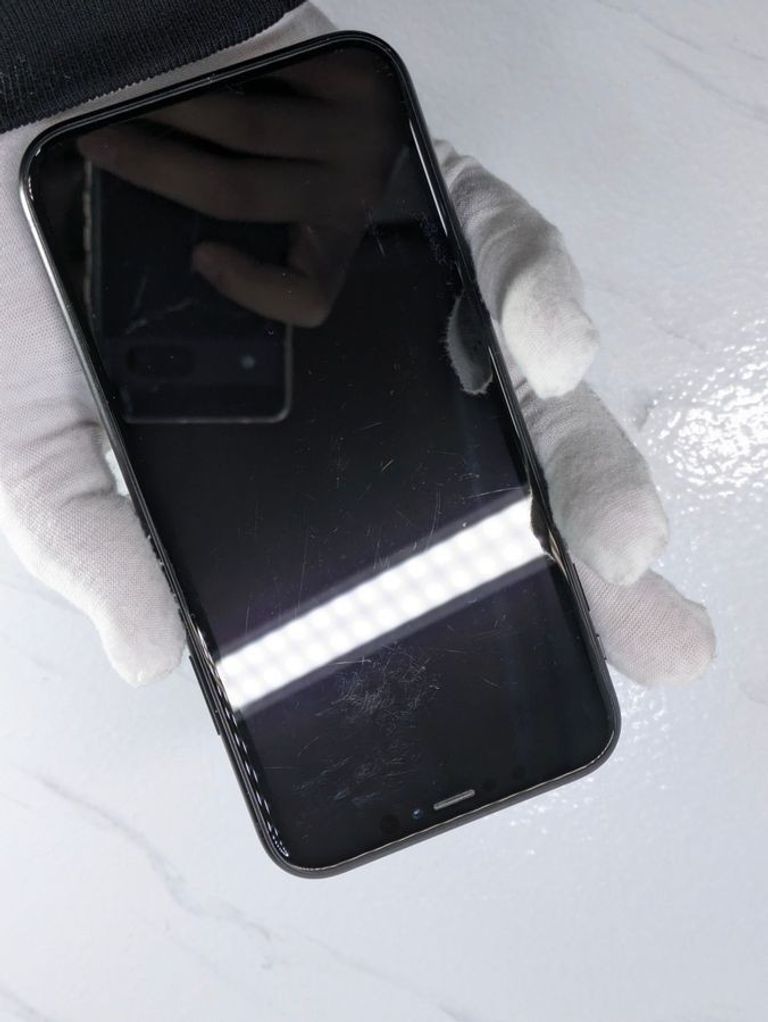 Apple iphone xr 128gb Код:01-200918747. Изображение 8