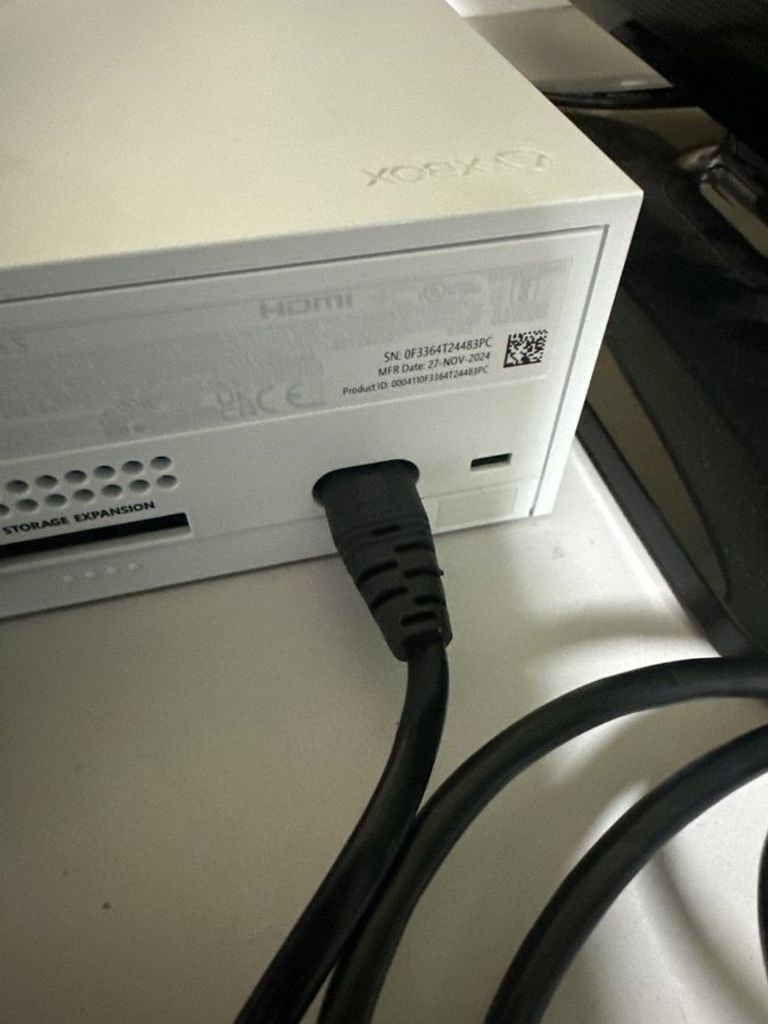 Дешиво Microsoft xbox series s 512gb с ломбарда