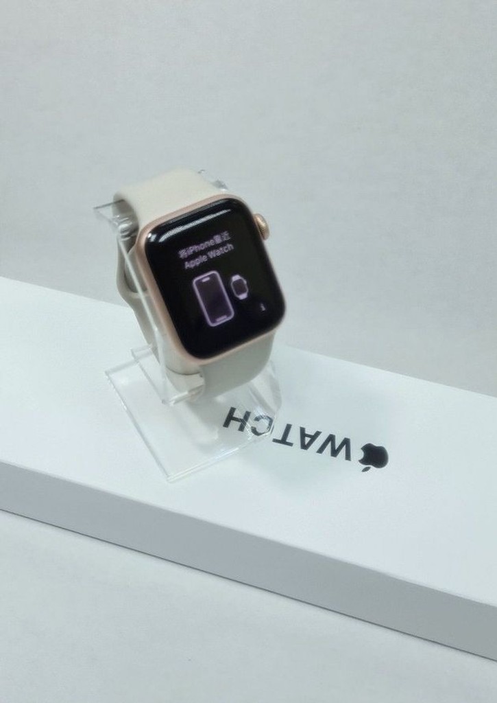 Купить Apple watch se gps 40mm aluminum case Б/У