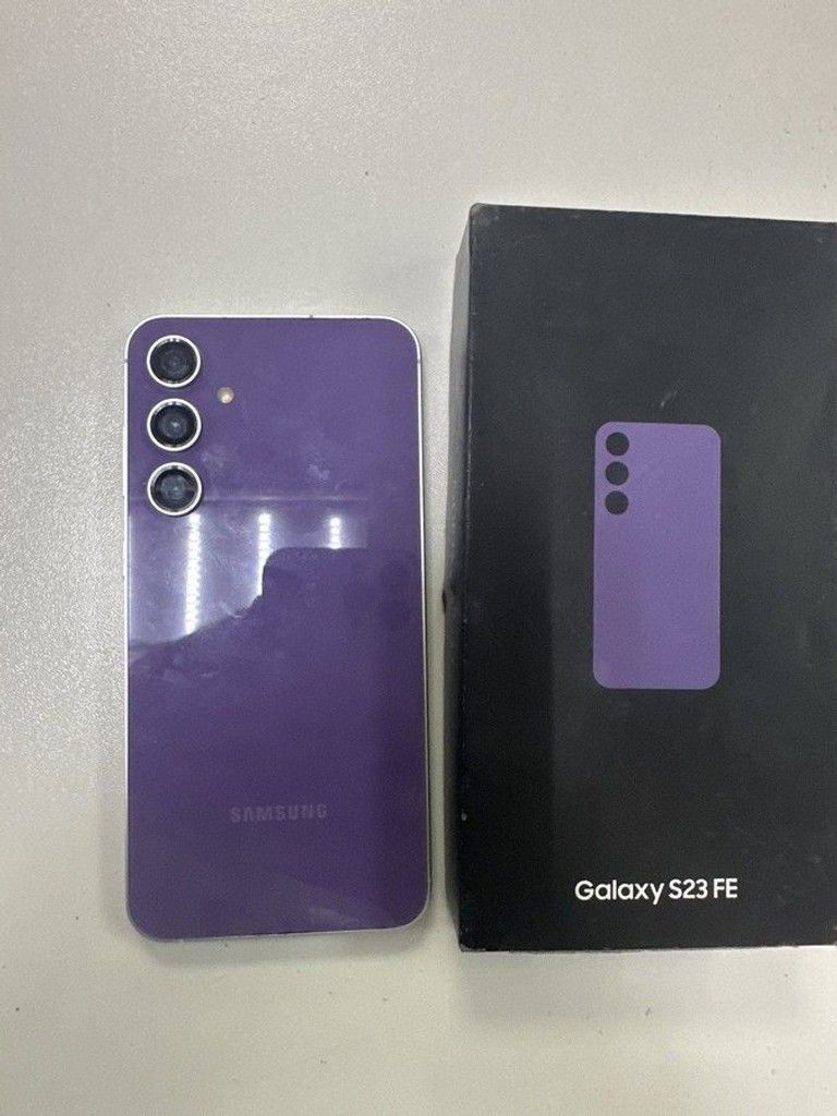 Дешиво Samsung Galaxy S23 FE SM-S711B 8/256GB Purple с ломбарда