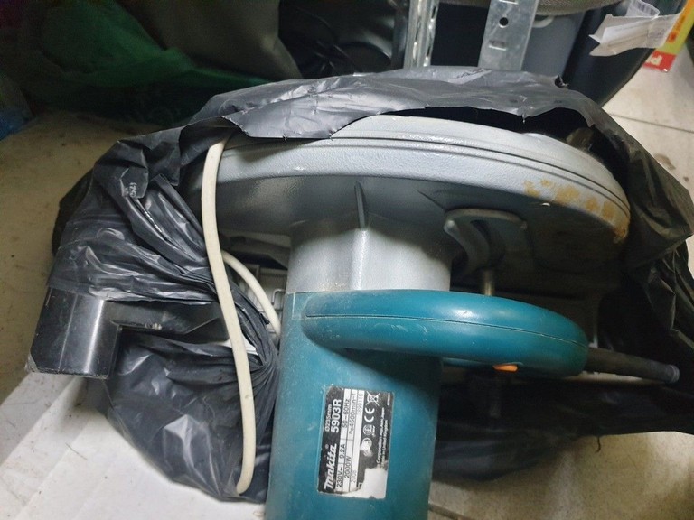 Дешиво Makita 5903R с ломбарда