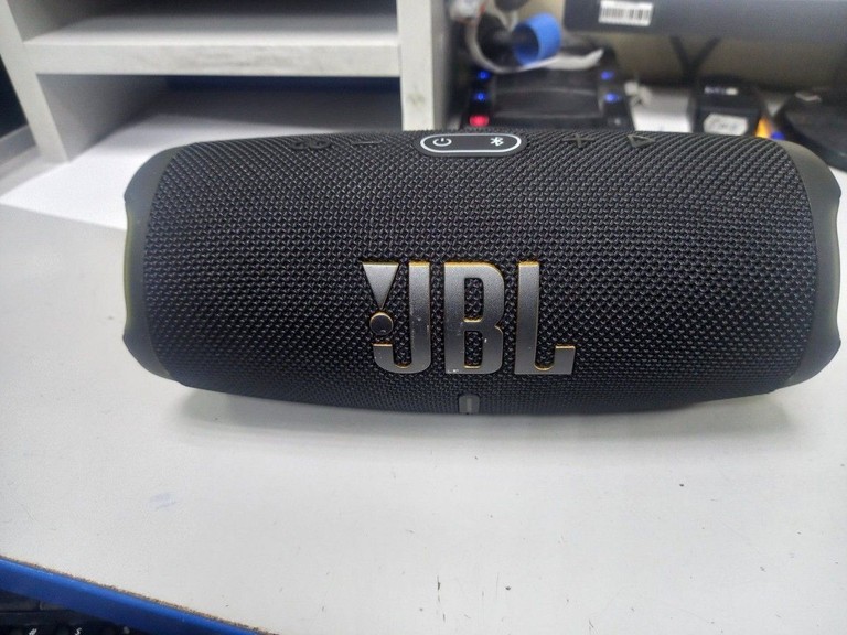 Оголошення Jbl charge 5 Б/У
