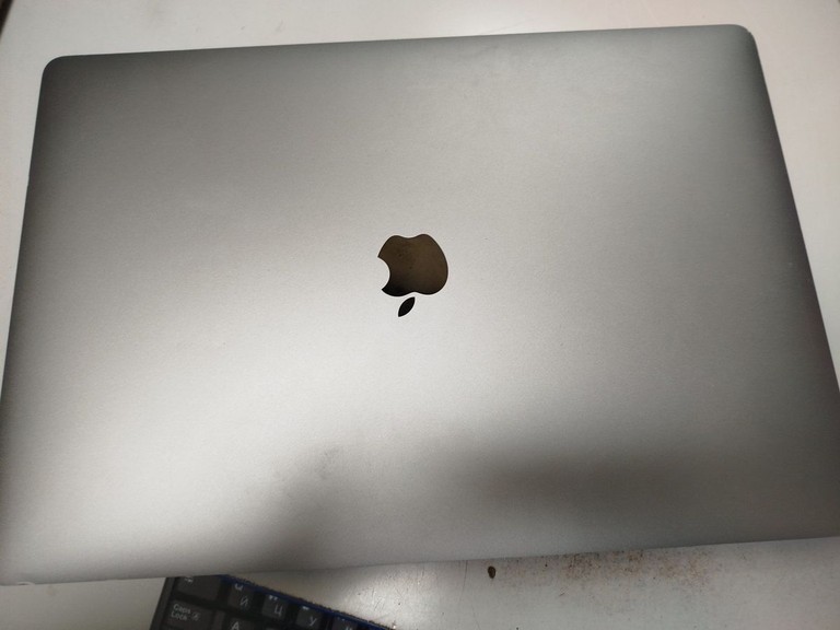 Apple a2141/ macbook pro 16/ core i9 2,3ghz/ram16gb/ssd1tb/amd radeon pro 5500m Код:01-200904486. Зображення 11