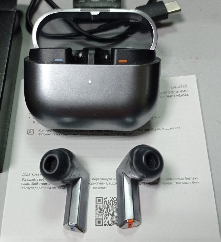 Дешиво Samsung galaxy buds3 pro с ломбарда