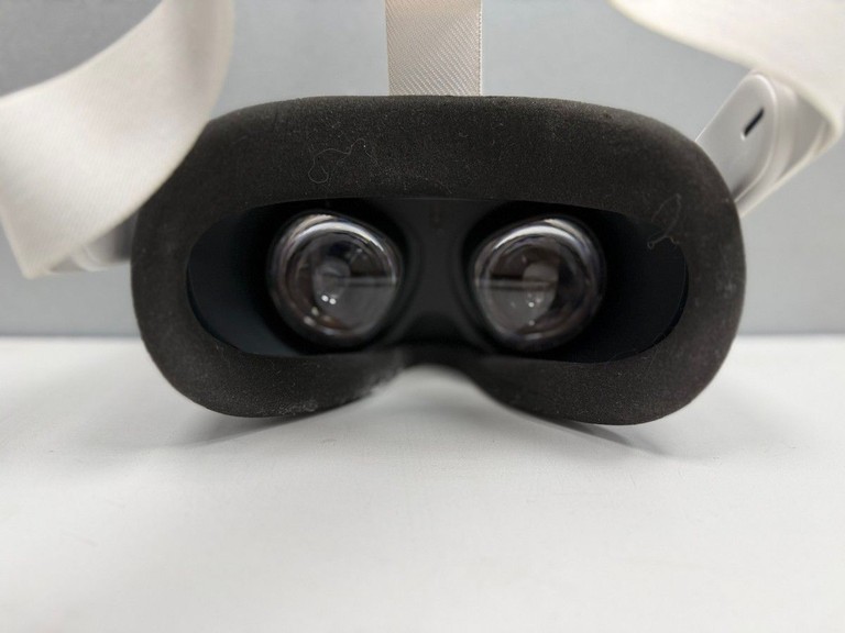 Розпродаж Oculus Quest 2 256 GB, продавець Техноскарб