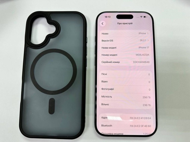 Купити Apple iPhone 17 256GB Black (MG6J4) Б/У