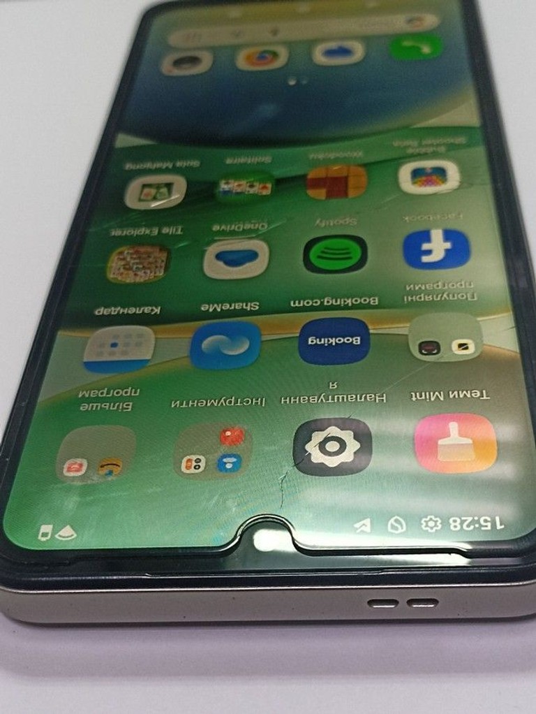 Купити Xiaomi redmi a5 4/128gb Б/У