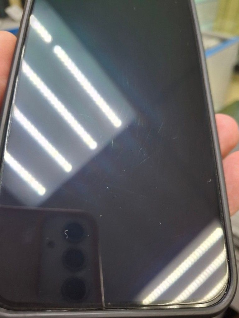 Розпродаж Oppo reno13 5g 12/256gb, продавець Техноскарб
