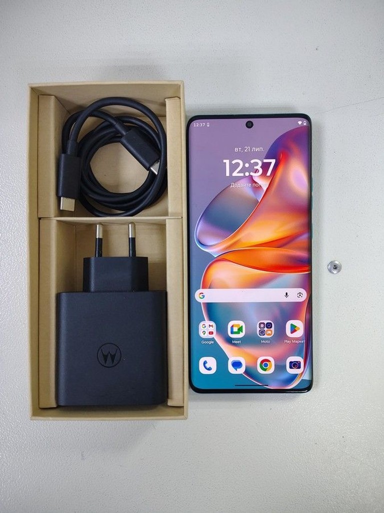 Купить Motorola edge 50 pro 12/512gb Б/У