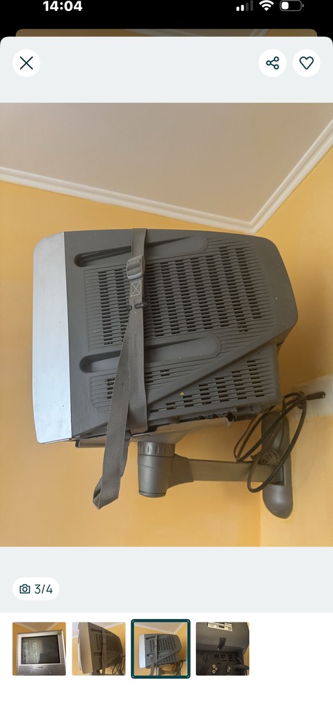 Дешиво Sony trinitron с ломбарда