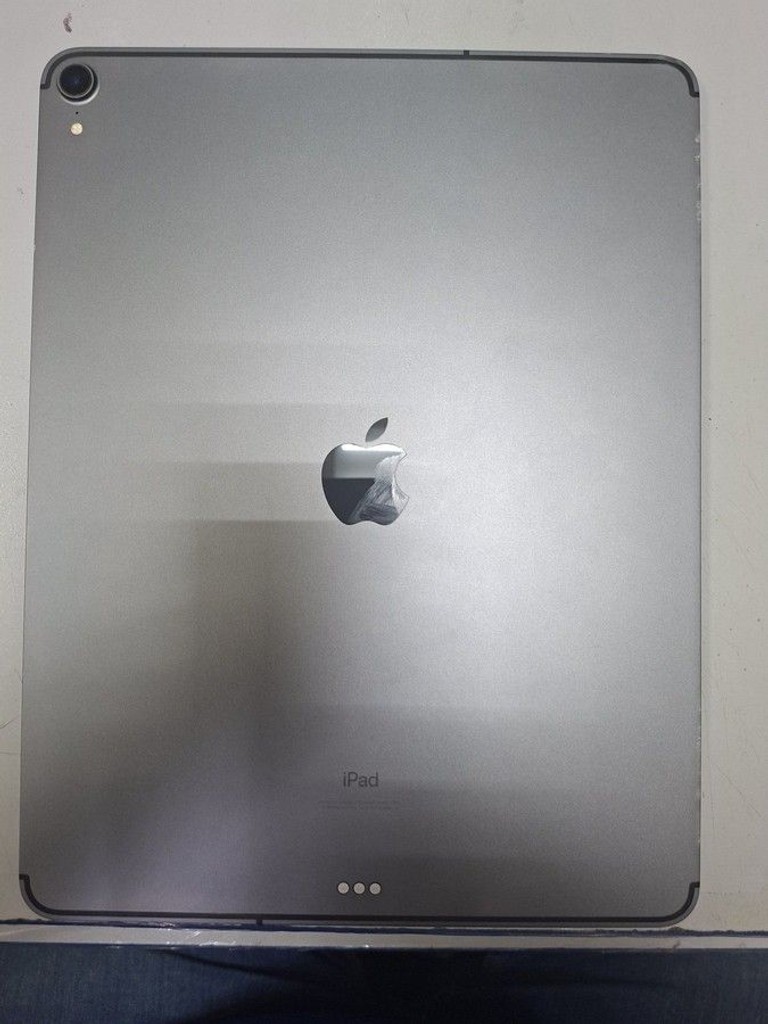 Розпродаж Apple iPad Pro 12.9 2018 Wi-Fi + Cellular 256GB Space Gray (MTHV2, MTJ02), продавець Техноскарб